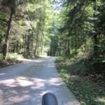 Beginn des Aufstiegs auf Betonstrasse