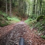 steile Abfahrt zurück in die Schlucht steile Abfahrt